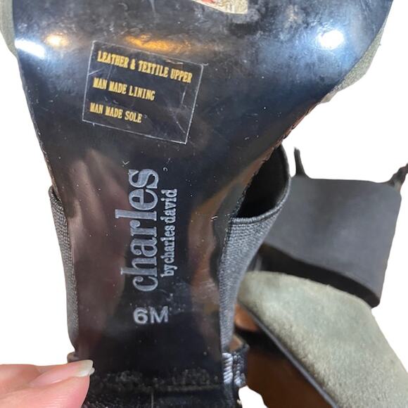 Charles David Gray Suede Leather Cap Toe Ankle Strap Chunky Heels Women Sz 6 - Picture 8 of 11